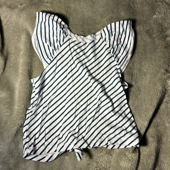 Splendid Set Blue and White stripped top with capri bottoms - Picture 3 of 7